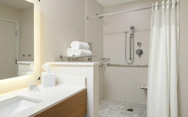 Fairfield Inn & Suites Salina