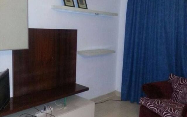 E Tours Apartments
