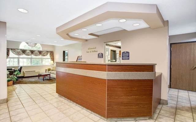 Microtel Inn And Suites Cincinnati Mason-kings Island