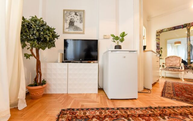 Homey - Strada Ion Brezoianu 9