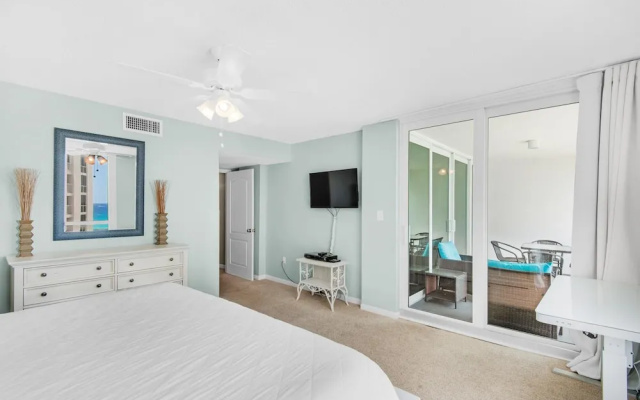 Shoreline Towers 1085
