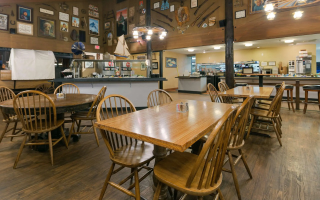 Best Western Plus Columbia River Inn