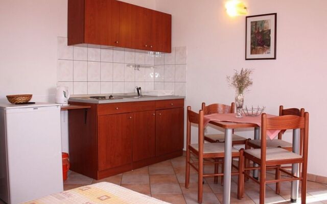 Apartments Blato-J