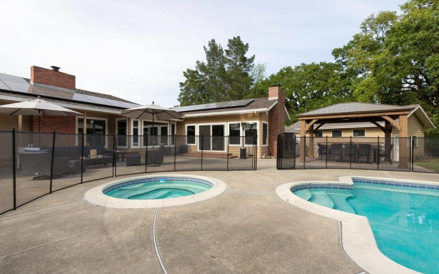 Country Club 3 in Boyes Hot Springs