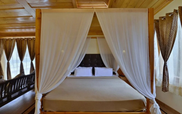 Torrentium Lodge