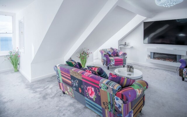 The Penthouse - Luxury 1 Bed - Panorama - Tenby