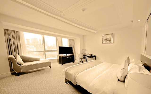 Paramount Gallery Hotel