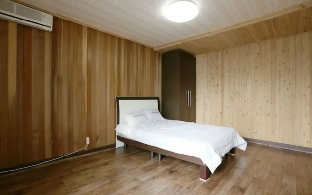 Yangyang Guesthouse Pension