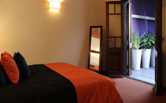 Hotel Babel