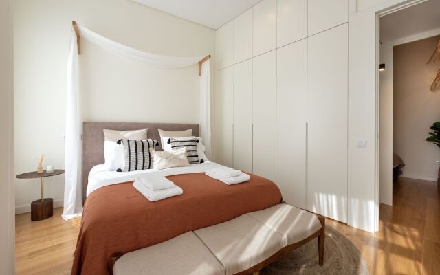 Mouzinho da Silveira 215 by LovelyStay