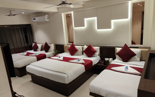 Hotel Anand Palace – Guest Rooms – Shirdi