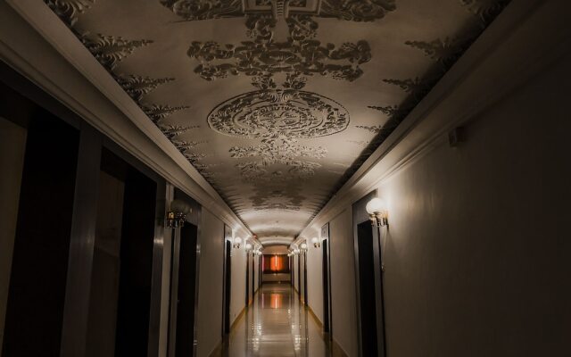 Sea Queen Hotel
