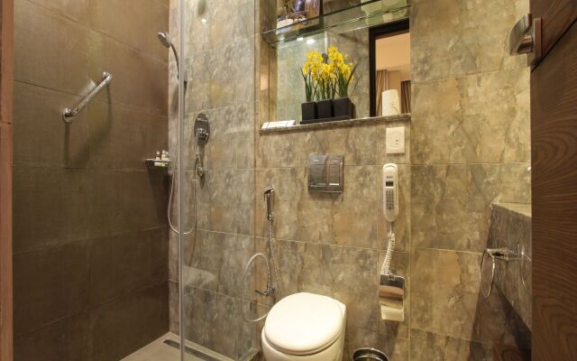 Peerless Hotel Kolkata
