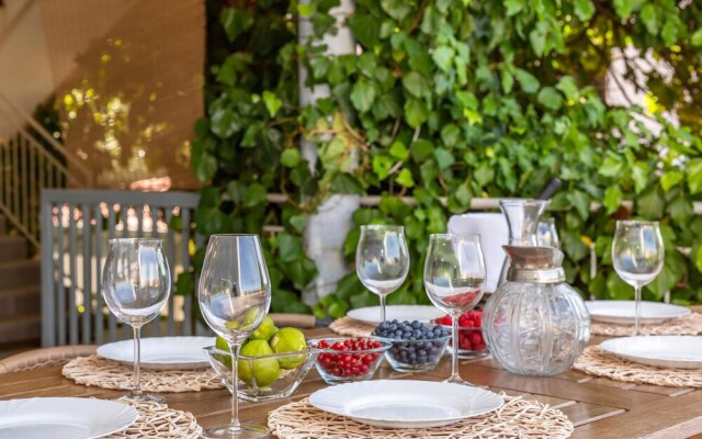 Nice Home in Makarska With Wifi and 3 Bedrooms