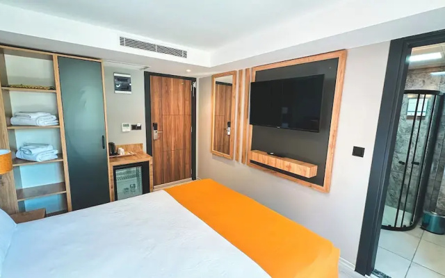 Çamlıca Hotel