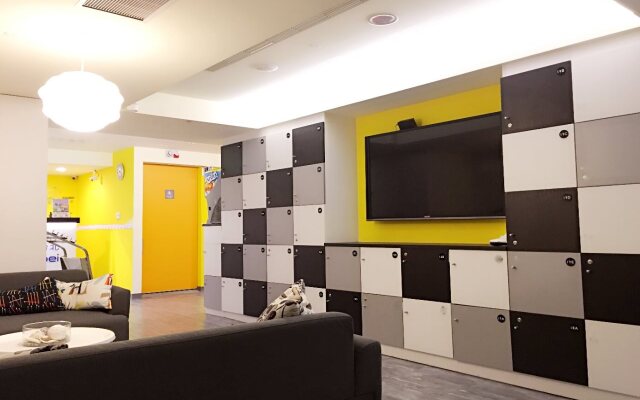 Sleep Taipei Hostel