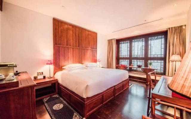 Zeyun Hotel