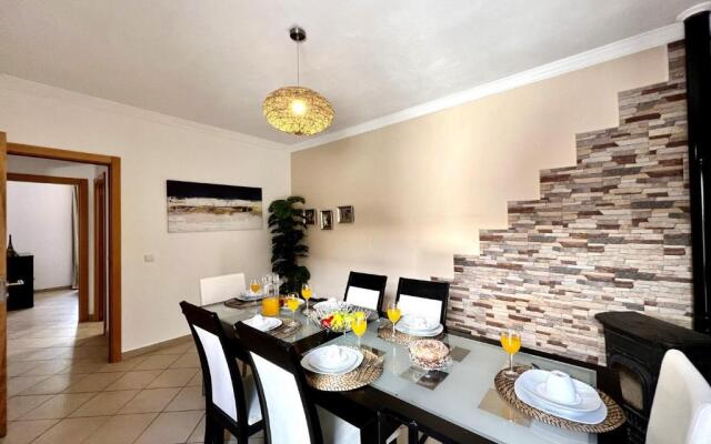 Loulé Central House by Homing