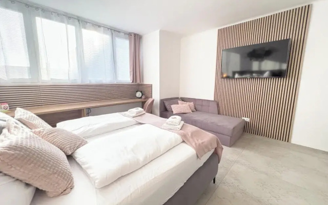 Cozy Room Close To Danube River