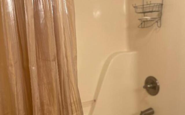 River Place Condos 605 2BD