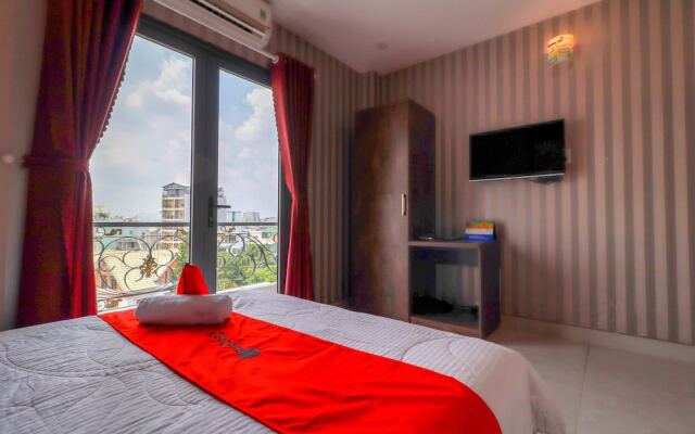 RedDoorz The Sun Hotel near Duong Quang Ham Street