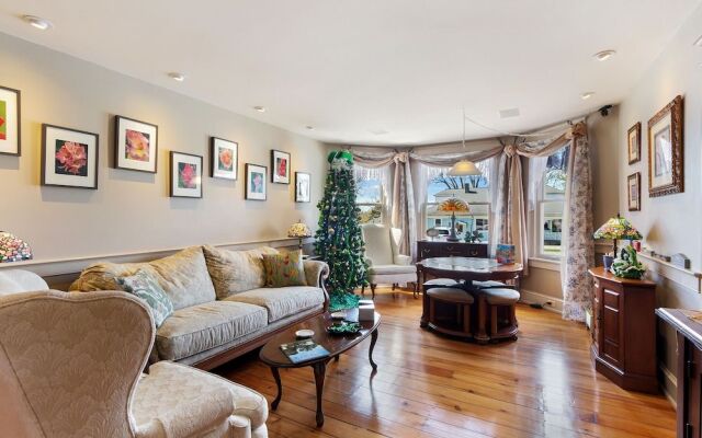 After Eight Bed and Breakfast