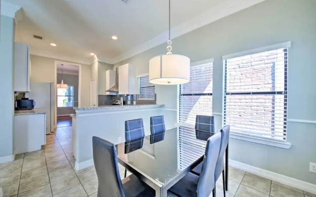 Spacious Houston Home ~ 16 Mi to NRG Stadium!