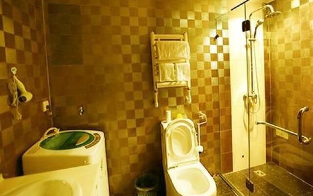 Dalian Qianhui City Apartment