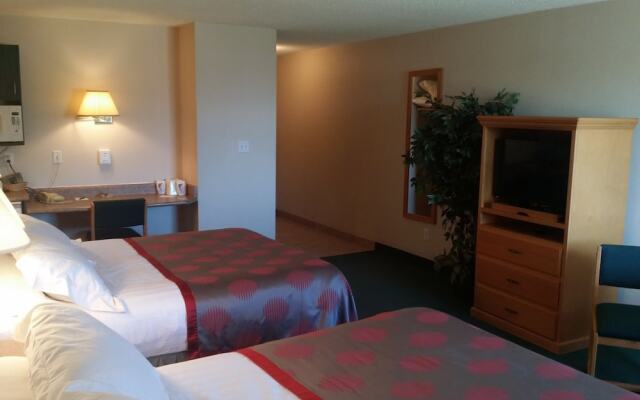 Tamarack Motor Inn