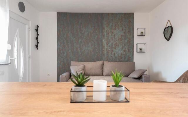Luxury Apartments - La Vir 3 & 4