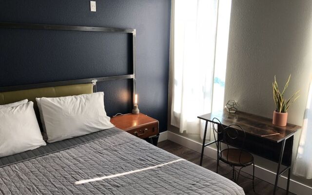 Deep Ellum Hostel