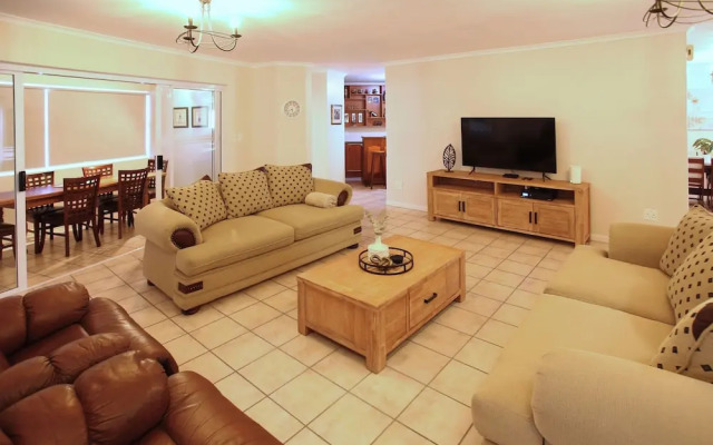 Coastal Calm Langebaan 6 Sleeper