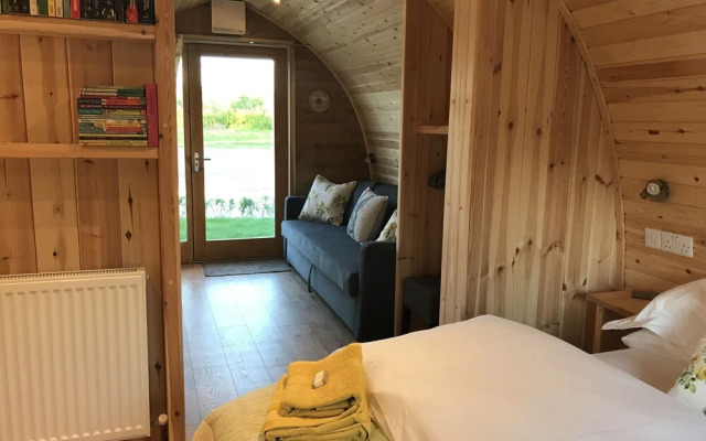 Orchard Glamping - Apartment Pod - Blossom