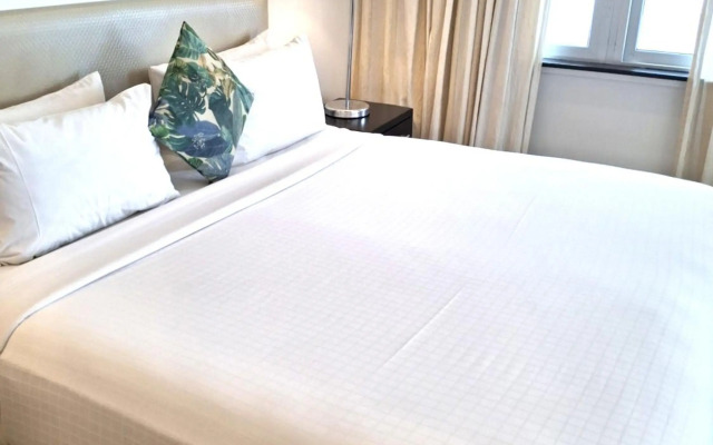 Parade Hotel