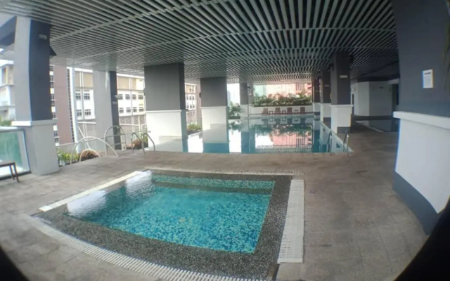 VUE RESIDENCES SERVICE SUITE -2 2rooms for 6 pax – Pool – Kuala Lumpur