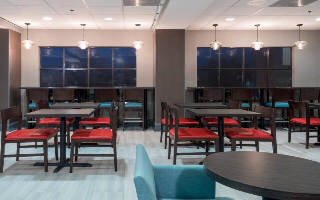 Holiday Inn Express & Suites Grenada by IHG