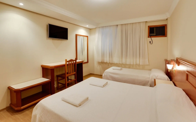 Hotel San Isidro