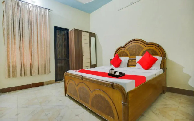 OYO Flagship 70112 Corner Guest House