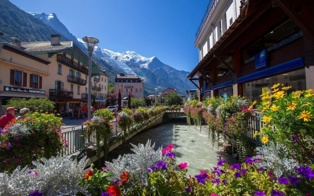 Vallorcine Loriaz 35 ski in ski out