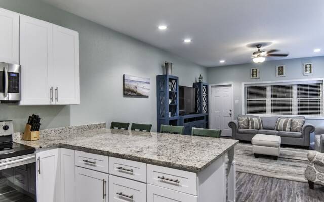 Island 45 3 Bedroom Condo