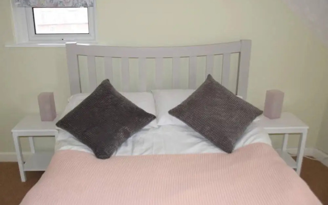 Charming 3-bed Apartment in Talgarth Powys