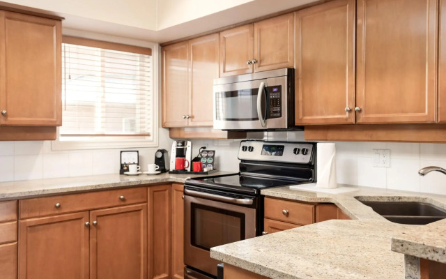 Villa's At Eldorado Resort