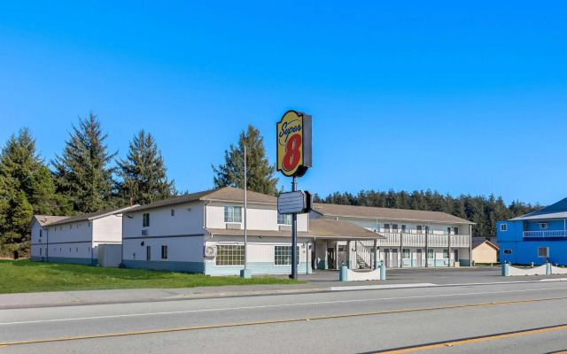 Super 8 by Wyndham Crescent City