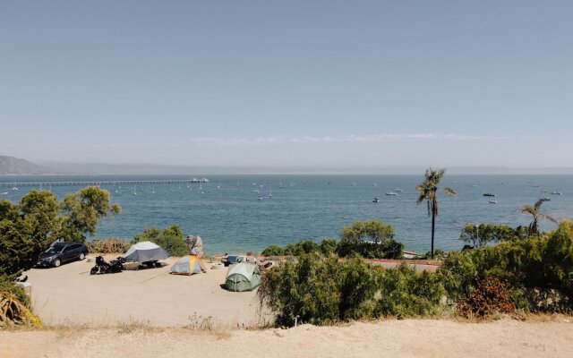 Flying Flags Avila Beach