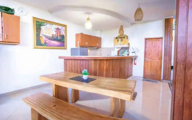 Kubu D'Carik Villa & Bungalow by ecommerceloka