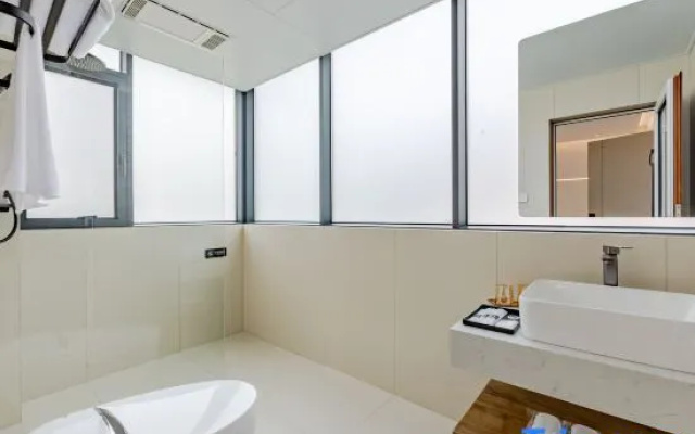 Xinyuan Garden Villa · Vacation Homestay (Wuyuan High-speed Railway Station Branch) – Bathroom – Shangrao
