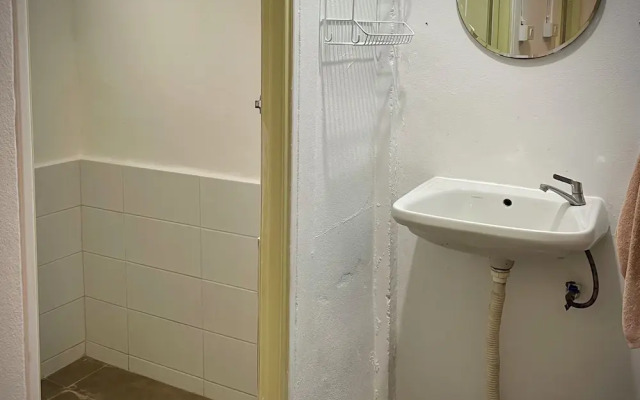 Ozone Beach House & Rooms