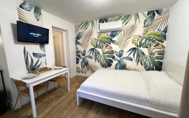 Apartment in Le Mans Near Old Town