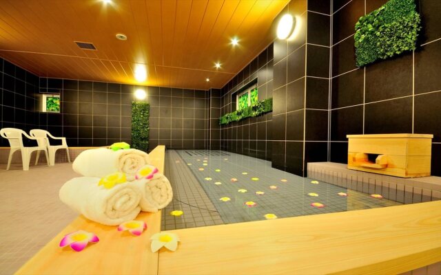 Capsule Plus Yokohama Sauna & Capsule
