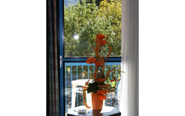 Tonic Hotel